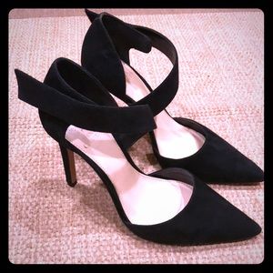 Vince Caputo Charlotte Pumps